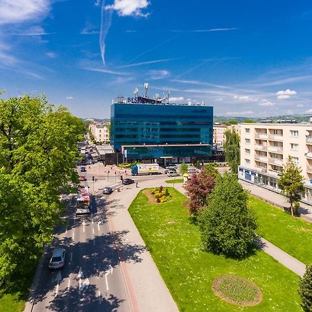 Hotel Beskid Новий Сонч Екстер'єр фото