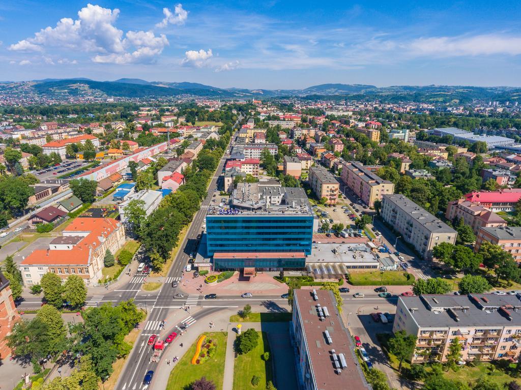 Hotel Beskid Новий Сонч Екстер'єр фото